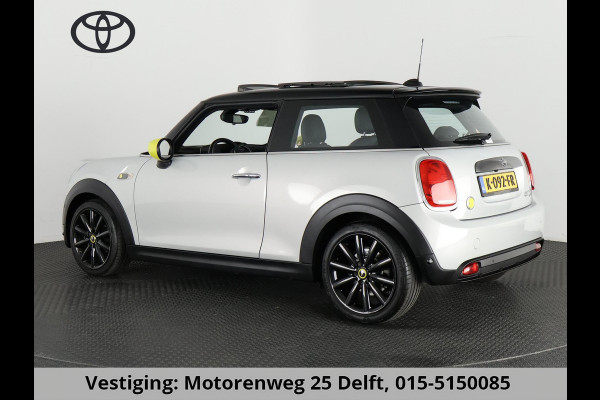 MINI Mini Electric Yours 33 kWh . SCHUIF-/KANTELDAK . LEDER . LICHTMETALEN VELGEN . PRIVACY GLASS