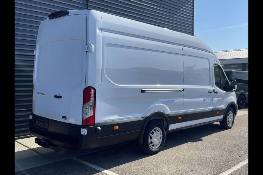 Ford Transit 350 2.0 TDCI L4H3 Trend RWD Navigatie / Trekhaak