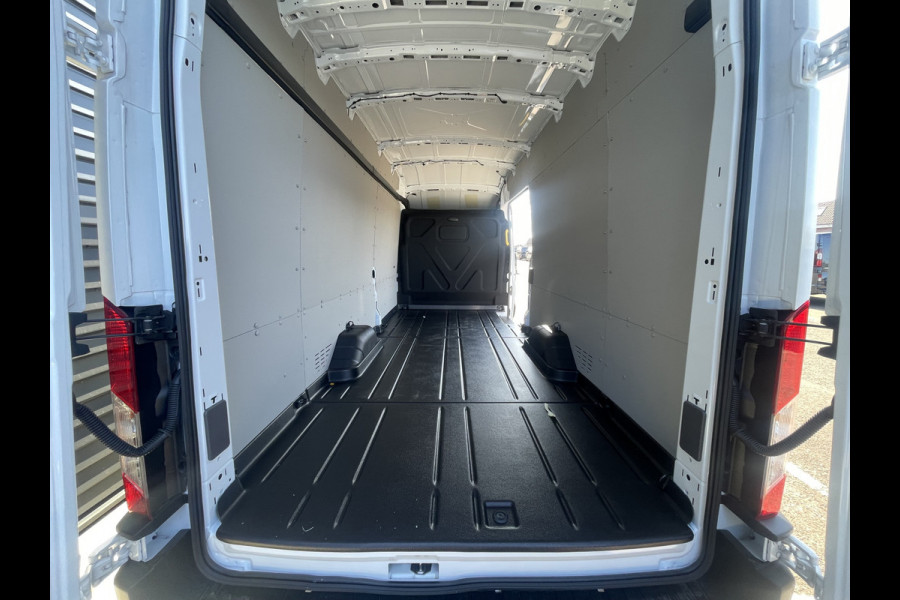 Ford Transit 350 2.0 TDCI L4H3 Trend RWD Navigatie / Trekhaak