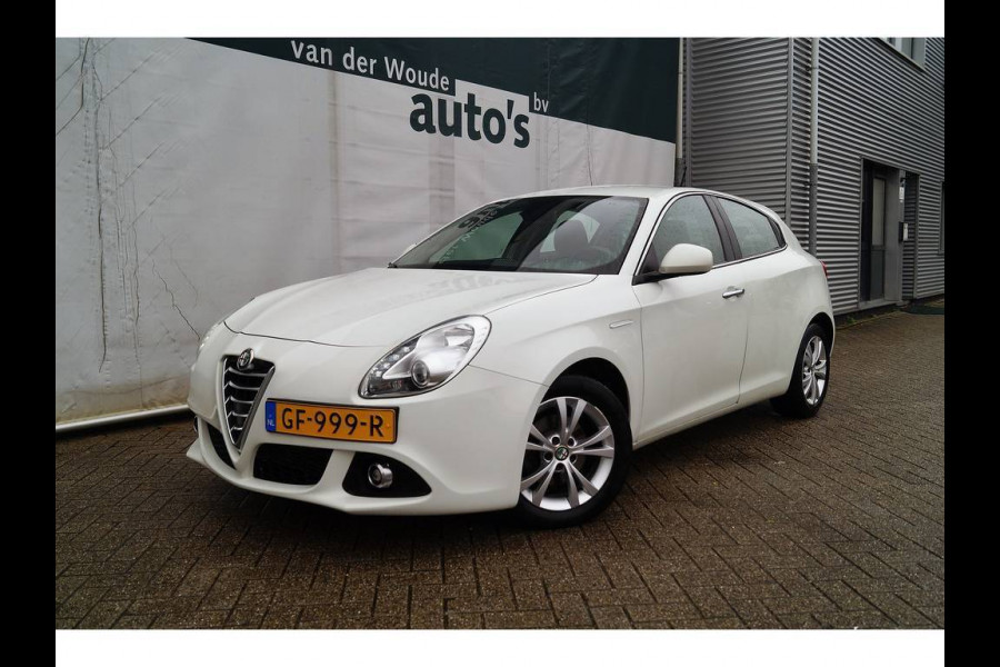 Alfa Romeo Giulietta 1.6 JTDm 105pk Distinctive -NAVI-ECC-PDC-