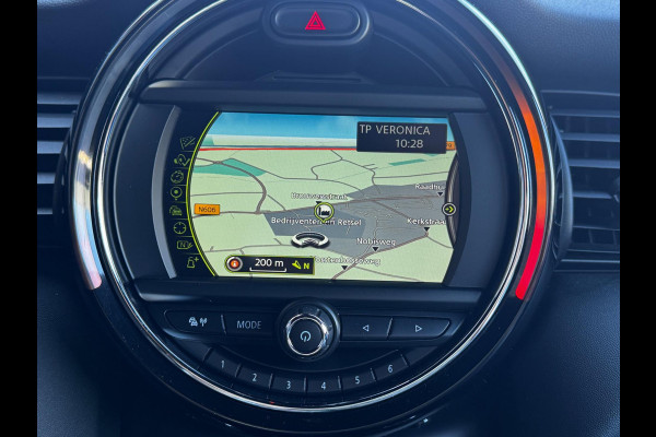 MINI One 1.2 / 102 PK / Navigatie / 4 Nieuwe All-season banden / NED-Mini / Cruise Control