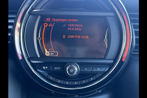 MINI One 1.2 / 102 PK / Navigatie / 4 Nieuwe All-season banden / NED-Mini / Cruise Control