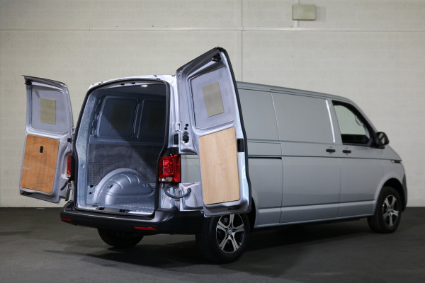 Volkswagen Transporter 2.0 TDI L2 H1 150pk Automaat Apple CarPlay