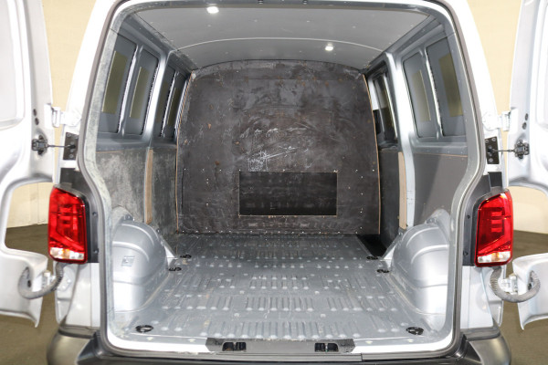 Volkswagen Transporter 2.0 TDI L2 H1 150pk Automaat Apple CarPlay