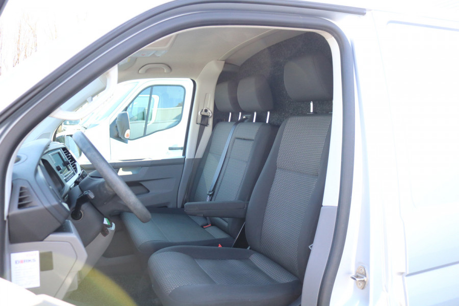 Volkswagen Transporter 2.0 TDI L2 H1 150pk Automaat Apple CarPlay