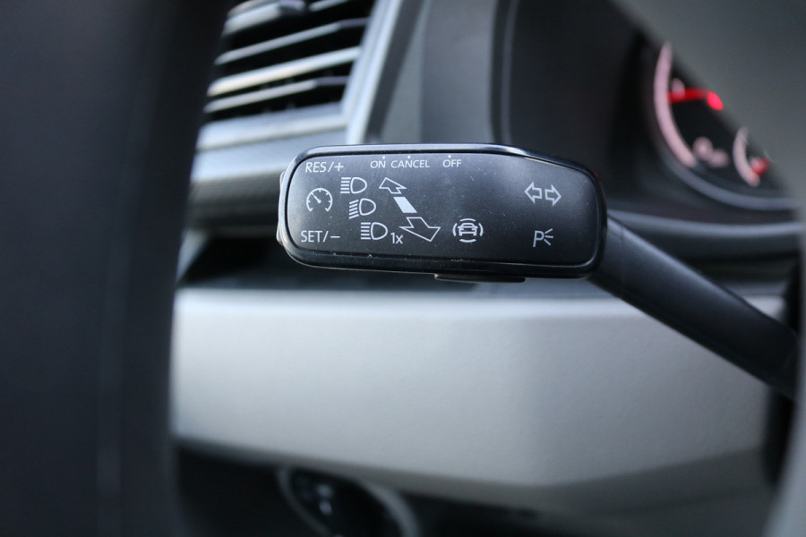 Volkswagen Transporter 2.0 TDI L2 H1 150pk Automaat Apple CarPlay