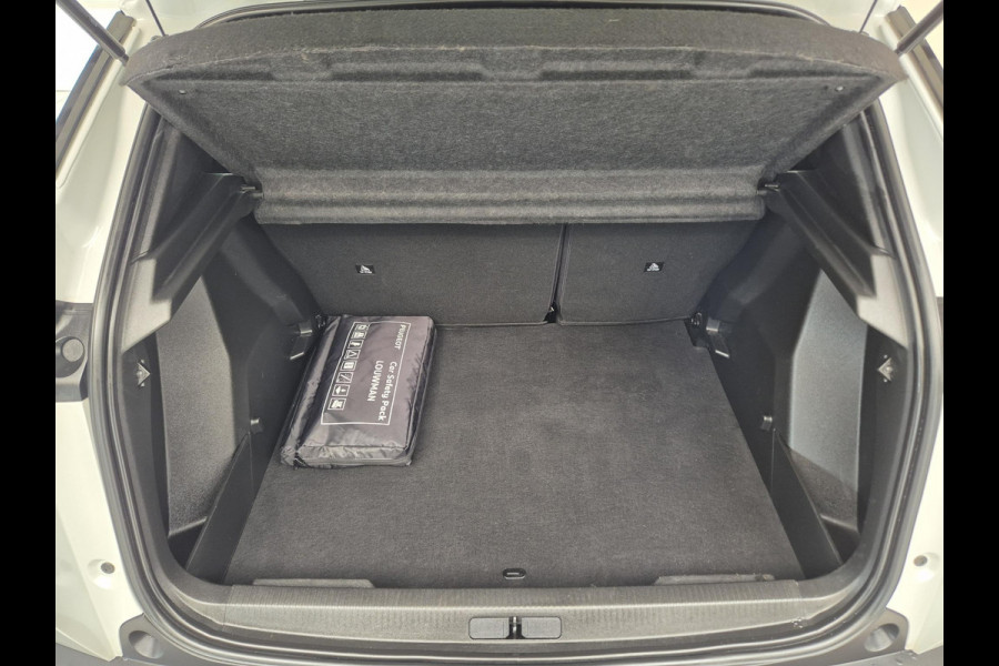 Peugeot e-2008 EV Active Pack 50 kWh | Navigatie | Parkeersensoren achter | Keyless start | Apple Carplay/Android Auto | All Season |
