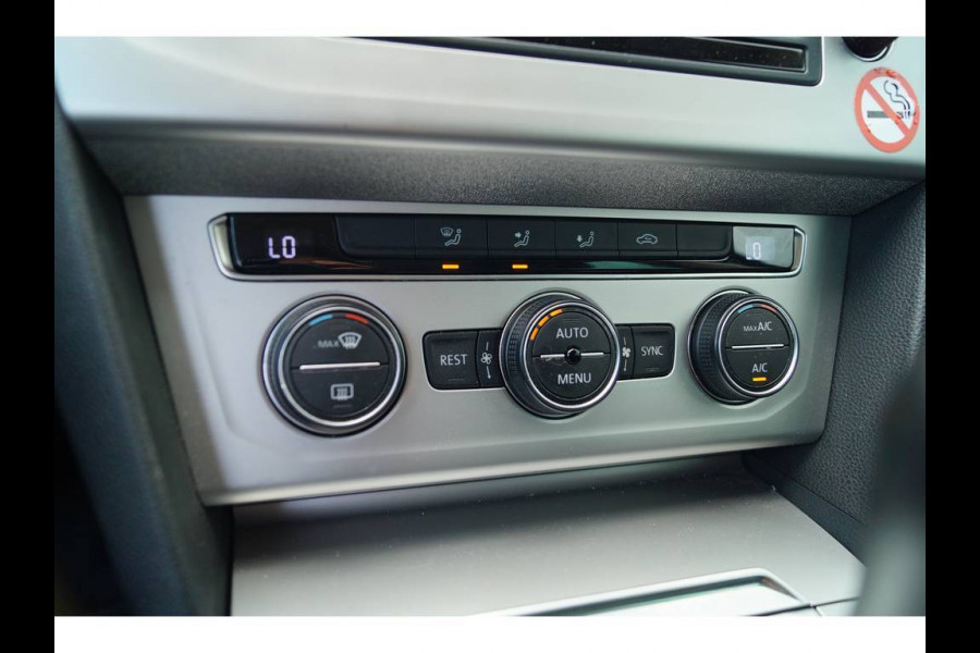 Volkswagen Passat Variant 1.6 TDI 120pk Comfortline -NAVI-ECC-LED-