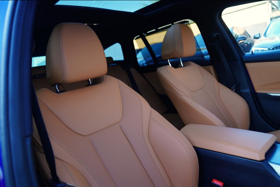 BMW 3 Serie Touring 330e High Executive | M-pakket | Facelift 2022 | Widescreen | Panorama | Adaptieve cruise | Portimao Blau |