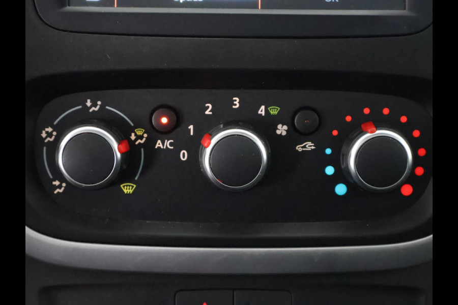 Renault Trafic 2.0 dCi 120 T27 L1H1 Big Work Edition (ex.BTW) 3-persoons | Trekhaak | Navigatie | Airco |