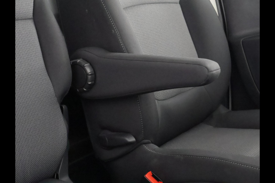 Renault Trafic 2.0 dCi 120 T27 L1H1 Big Work Edition (ex.BTW) 3-persoons | Trekhaak | Navigatie | Airco |