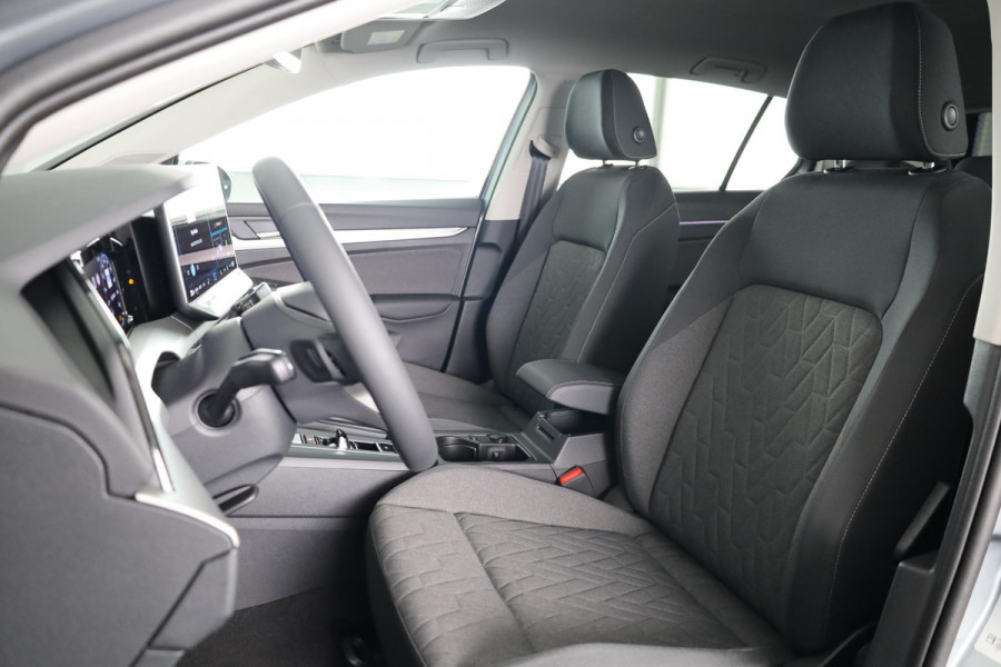 Volkswagen Golf Life Edition 1.5 eHybrid 150 kW / 204 pk Hatchback 6 versn. DSG
