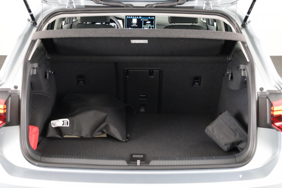 Volkswagen Golf Life Edition 1.5 eHybrid 150 kW / 204 pk Hatchback 6 versn. DSG