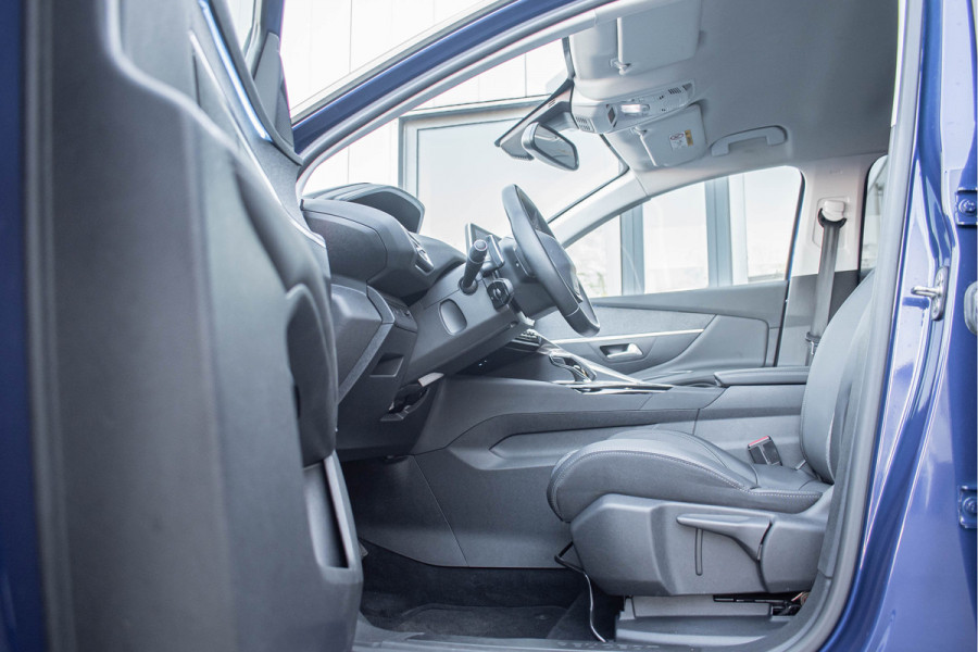 Peugeot 3008 1.2 PureTech Allure | Adaptive Cruise | LED | Half leder