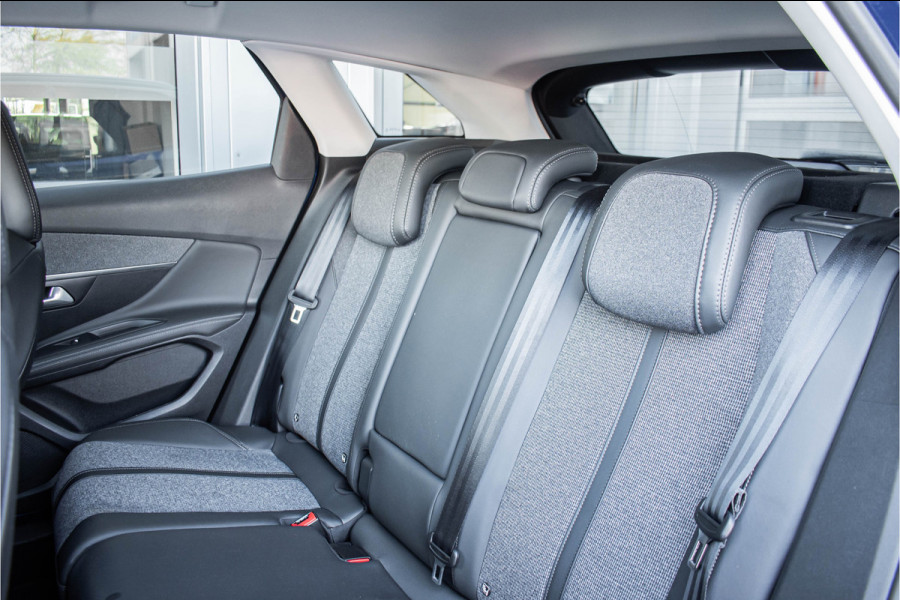 Peugeot 3008 1.2 PureTech Allure | Adaptive Cruise | LED | Half leder