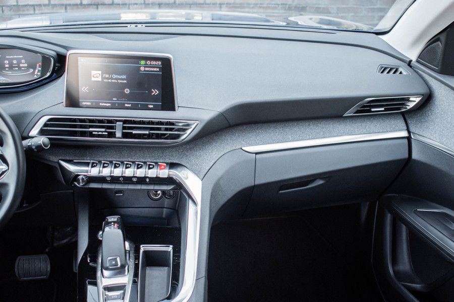 Peugeot 3008 1.2 PureTech Allure | Adaptive Cruise | LED | Half leder