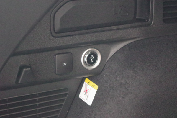 Ford Kuga 2.5 PHEV 225 PK ST-Line X, Head-Up, Trekhaak, Winterpakket, 4 x Stoelverwarming, 360 Camera