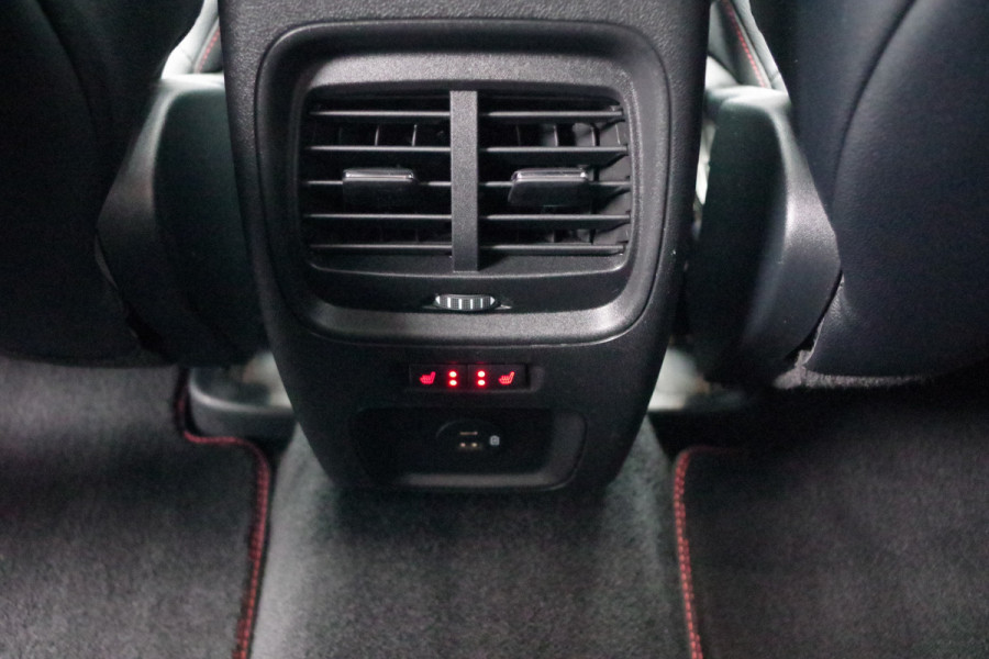 Ford Kuga 2.5 PHEV 225 PK ST-Line X, Head-Up, Trekhaak, Winterpakket, 4 x Stoelverwarming, 360 Camera