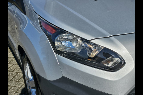 Ford Transit Connect 1.5-101pk TDCI L2 Economy Edition. Zeer nette Ford Connect, deze bedrijfswagen kan u nog jaren tot dienst zijn ! Airco, metallic lak, trekhaak, licht metalen wielen etc.