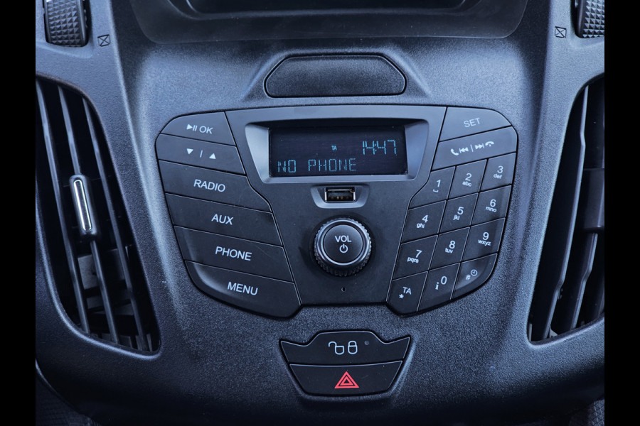 Ford Transit Connect 1.5-101pk TDCI L2 Economy Edition. Zeer nette Ford Connect, deze bedrijfswagen kan u nog jaren tot dienst zijn ! Airco, metallic lak, trekhaak, licht metalen wielen etc.