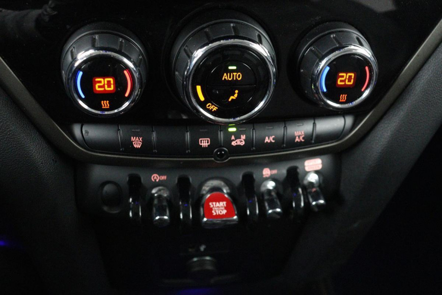 MINI Countryman 1.5 One Business Edition | Head-Up | Carplay | Half leder | Full LED | Navigatie | Climate control | PDC | Cruise control | DAB | Getint glas