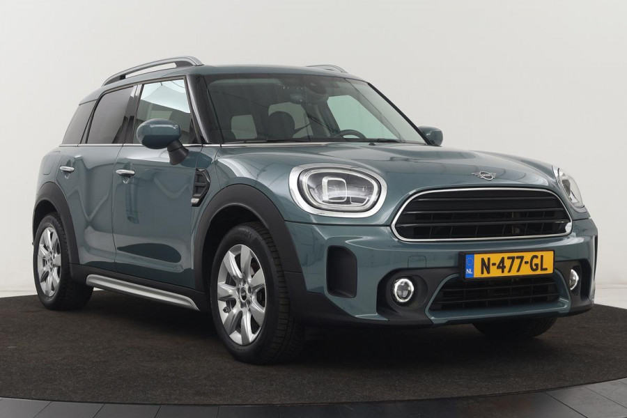 MINI Countryman 1.5 One Business Edition | Head-Up | Carplay | Half leder | Full LED | Navigatie | Climate control | PDC | Cruise control | DAB | Getint glas