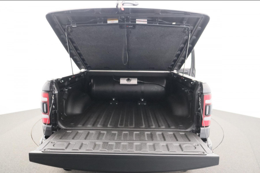 Dodge Ram 1500 5.7 V8 4x4 Crew Cab Limited Full Options Origineel NL