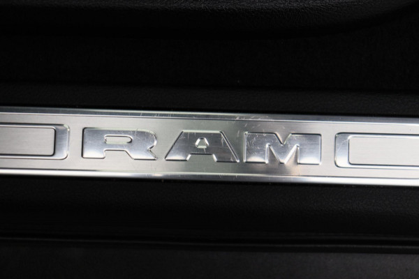 Dodge Ram 1500 5.7 V8 4x4 Crew Cab Limited Full Options Origineel NL