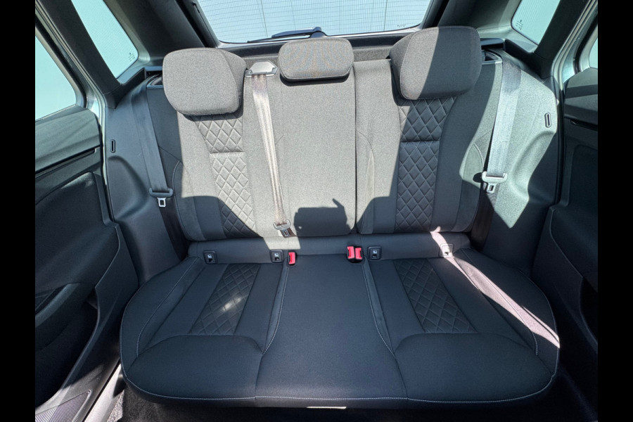 Škoda Kamiq 1.0 TSI * Sportline * Panoramadak * Visueel Cockpit * Camera *