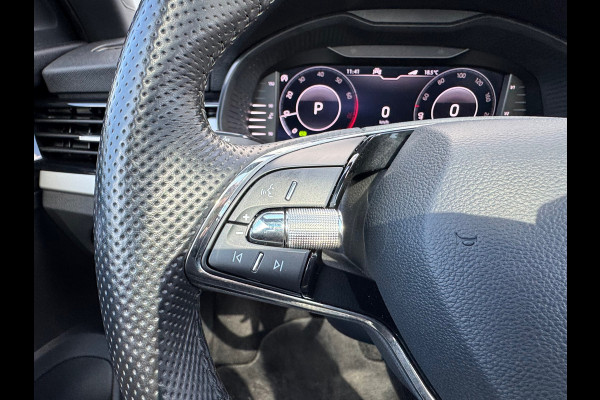 Škoda Kamiq 1.0 TSI * Sportline * Panoramadak * Visueel Cockpit * Camera *