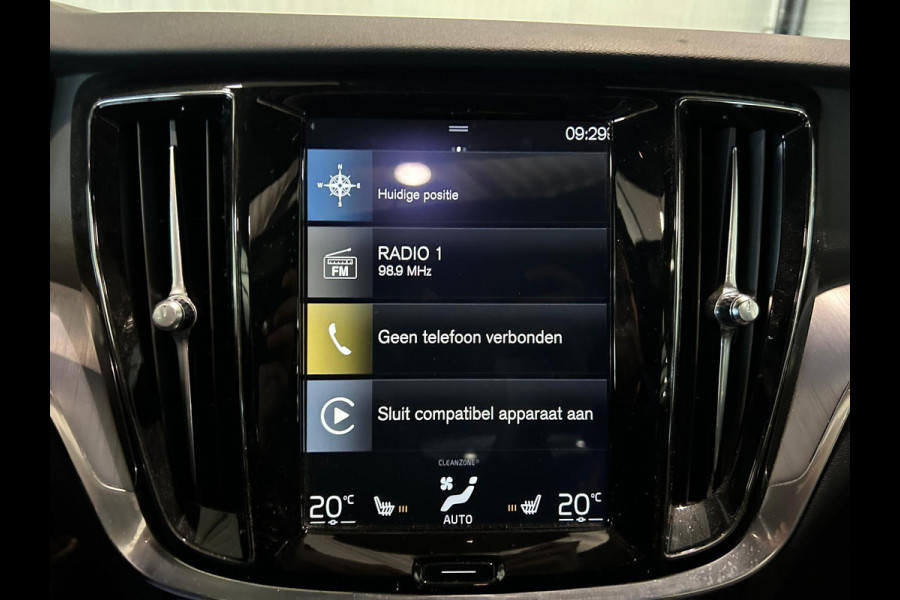 Volvo V60 T4 Aut. Momentum Pro Leder Parkeercamera Stoelverwarming 190pk