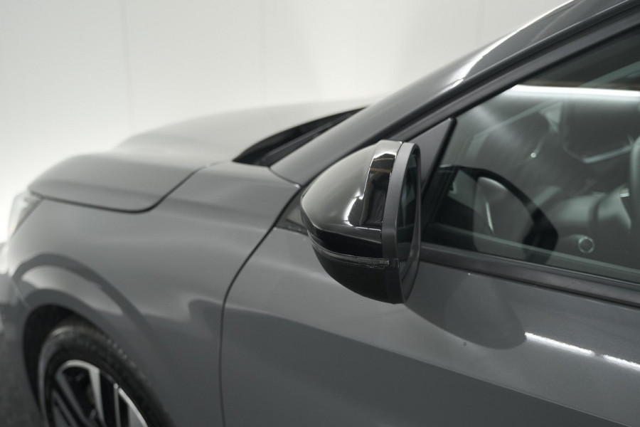 Peugeot 208 PureTech 100 Allure | 360 Camera | Dodehoekdetectie | Apple Carplay | Navigatie