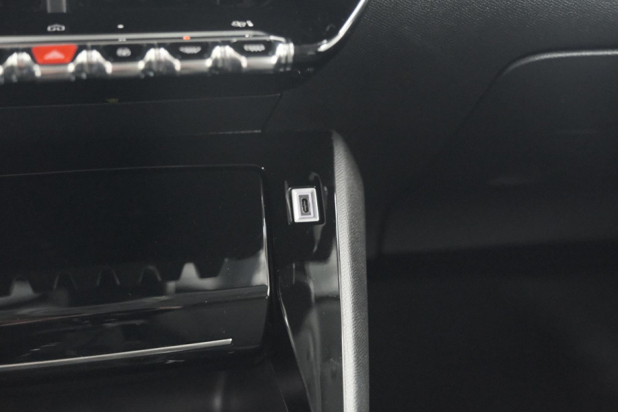 Peugeot 208 PureTech 100 Allure | 360 Camera | Dodehoekdetectie | Apple Carplay | Navigatie