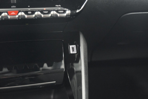Peugeot 208 PureTech 100 Allure | 360 Camera | Dodehoekdetectie | Apple Carplay | Navigatie