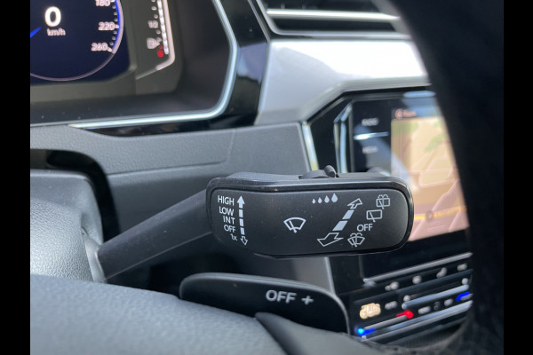 Volkswagen Passat Variant 1.5 TSI Business Automaat Climate control - cruise control - Parkeersensoren voor + achter - Achteruitrijcamera - multifunctioneel stuurwiel Mistlampen - Licht metalen velgen - Rijstrook sensor - navigatie - regensensor - Radio/USB/TEL