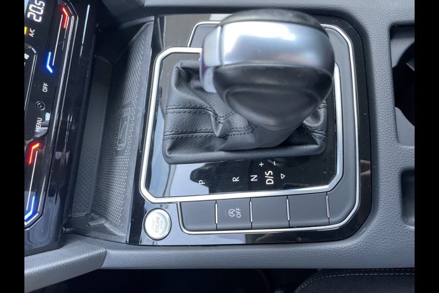 Volkswagen Passat Variant 1.5 TSI Business Automaat Climate control - cruise control - Parkeersensoren voor + achter - Achteruitrijcamera - multifunctioneel stuurwiel Mistlampen - Licht metalen velgen - Rijstrook sensor - navigatie - regensensor - Radio/USB/TEL