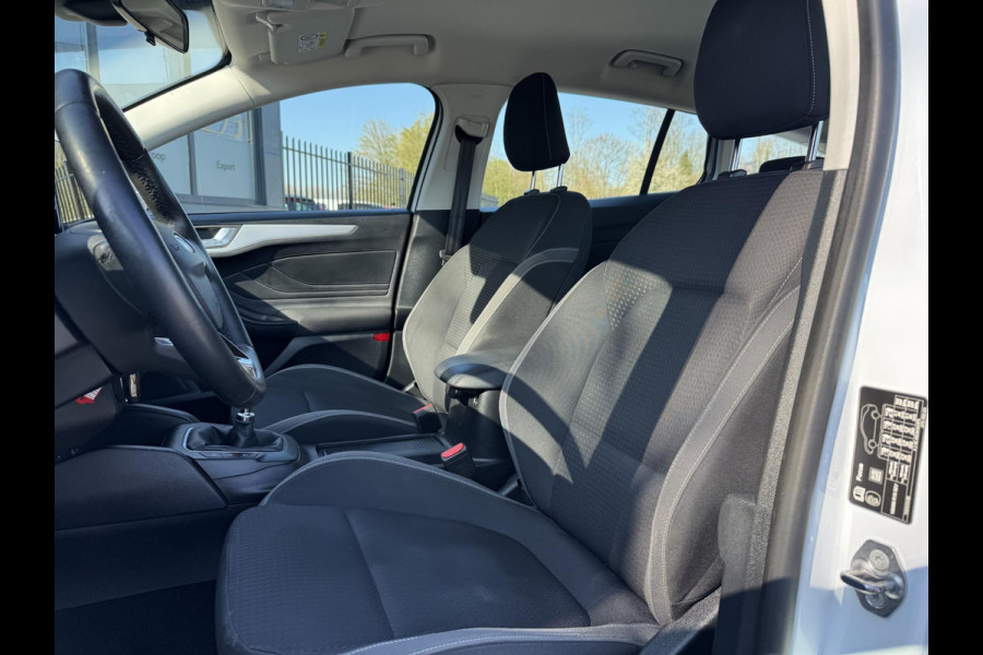 Ford FOCUS Wagon 1.0 EcoBoost Trend Edition Business Navi,Airco,Cruise,Camera,LM Velgen,PDC V+A,6 Bak,N.A.P,APK tot 09-2026