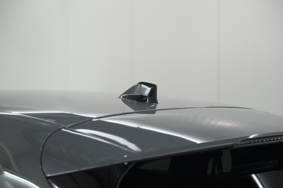 Peugeot 308 PureTech 130 Allure | Camera | Navigatie | Trekhaak afn. | Apple Carplay | PDC