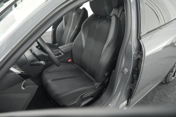Peugeot 308 PureTech 130 Allure | Camera | Navigatie | Trekhaak afn. | Apple Carplay | PDC