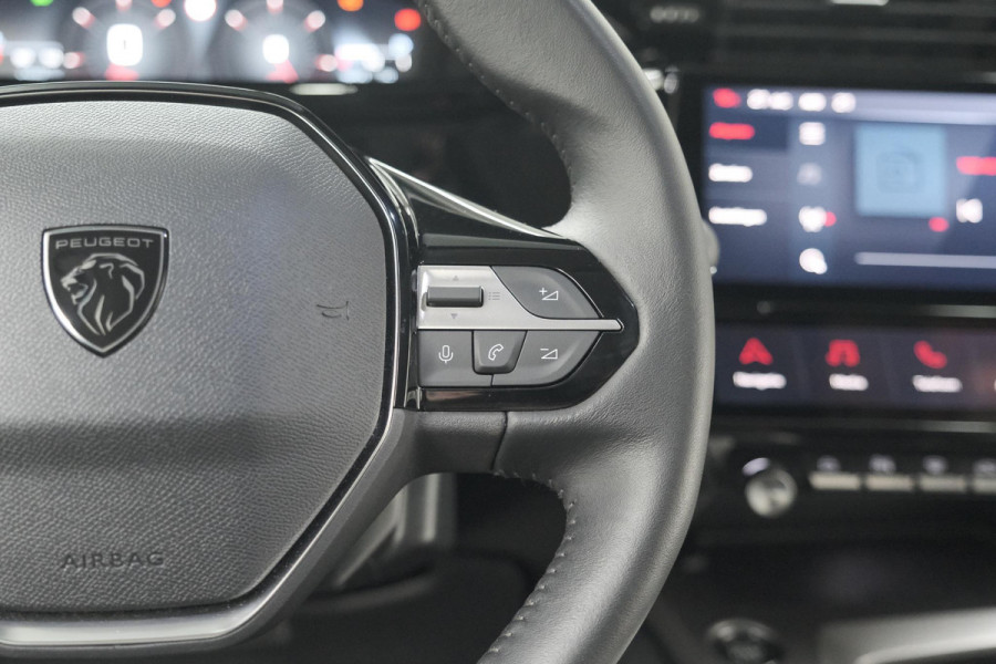 Peugeot 308 PureTech 130 Allure | Camera | Navigatie | Trekhaak afn. | Apple Carplay | PDC