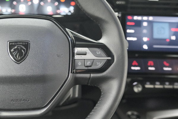 Peugeot 308 PureTech 130 Allure | Camera | Navigatie | Trekhaak afn. | Apple Carplay | PDC