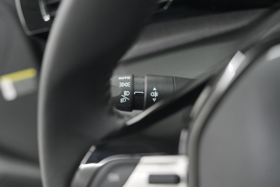 Peugeot 308 PureTech 130 Allure | Camera | Navigatie | Trekhaak afn. | Apple Carplay | PDC