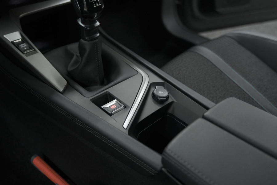 Peugeot 308 PureTech 130 Allure | Camera | Navigatie | Trekhaak afn. | Apple Carplay | PDC