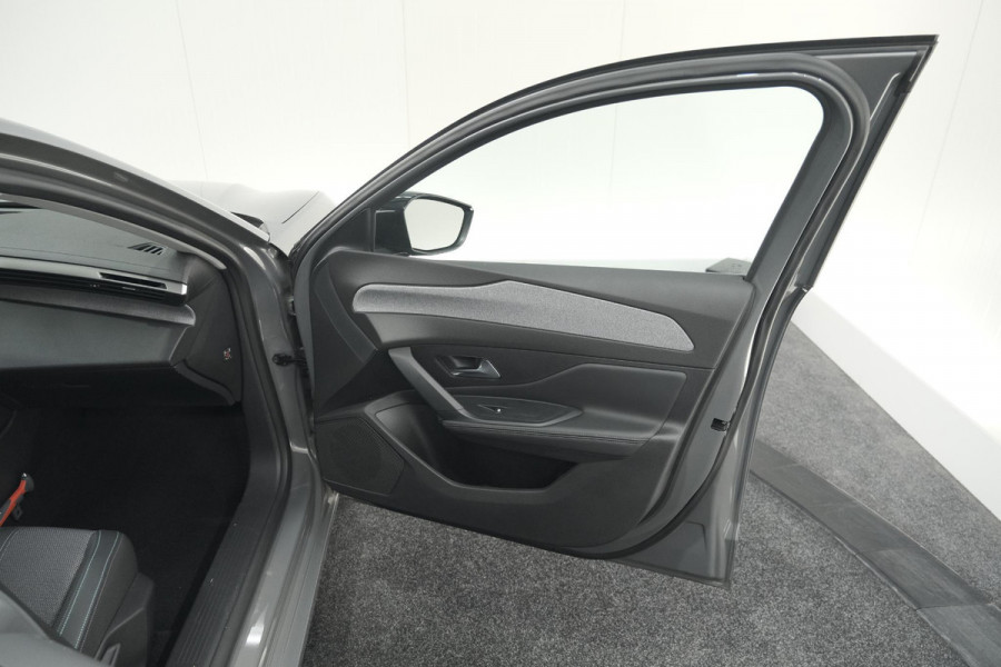 Peugeot 308 PureTech 130 Allure | Camera | Navigatie | Trekhaak afn. | Apple Carplay | PDC