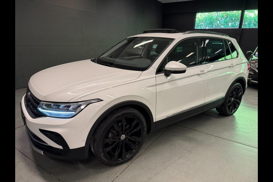 Volkswagen Tiguan 1.5 TSI COMFORTLINE 20'' PANO/NAVI/LEDER/ECC/PDC/CRUISE/CAM///