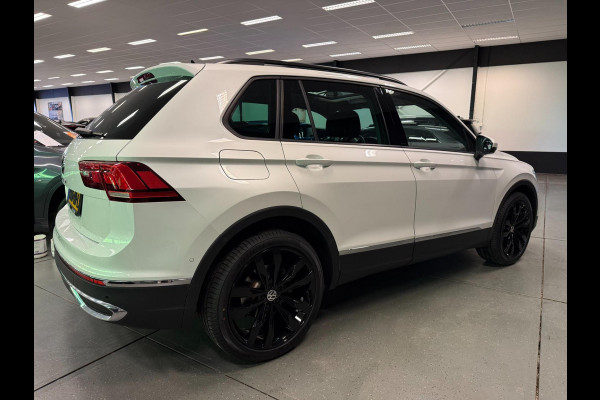 Volkswagen Tiguan 1.5 TSI COMFORTLINE 20'' PANO/NAVI/LEDER/ECC/PDC/CRUISE/CAM///