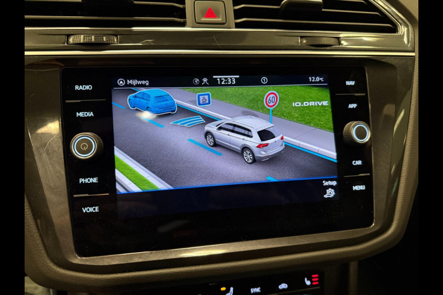 Volkswagen Tiguan 1.5 TSI COMFORTLINE 20'' PANO/NAVI/LEDER/ECC/PDC/CRUISE/CAM///