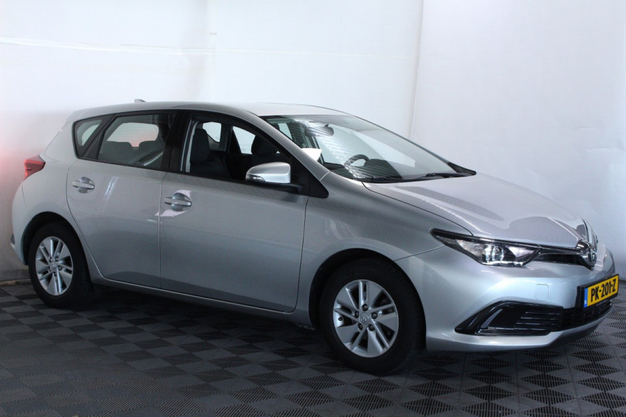 Toyota Auris 1.3 Comfort NAP 78.000km BLUETH CLIMA '17