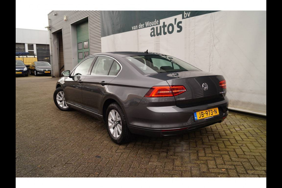 Volkswagen Passat 1.6 TDI 120pk Connected -NAVI-ECC-PDC-LED-