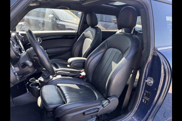MINI Mini 2.0 Cooper S Chili Serious Business | Panoramadak | Navigatie | Lederen Bekleding | Climate Control |